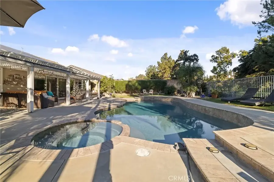 1372 Avenida Loma Vista, San Dimas, CA 91773 - Image #3