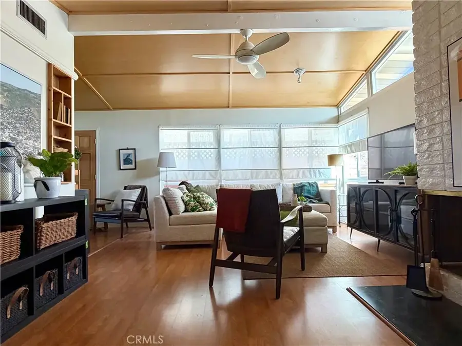 636 N Palm Avenue, Upland, CA 91786 - Image #2