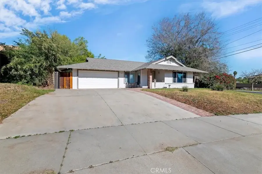 5865 Green Valley Street, Riverside, CA 92504 - Image #3