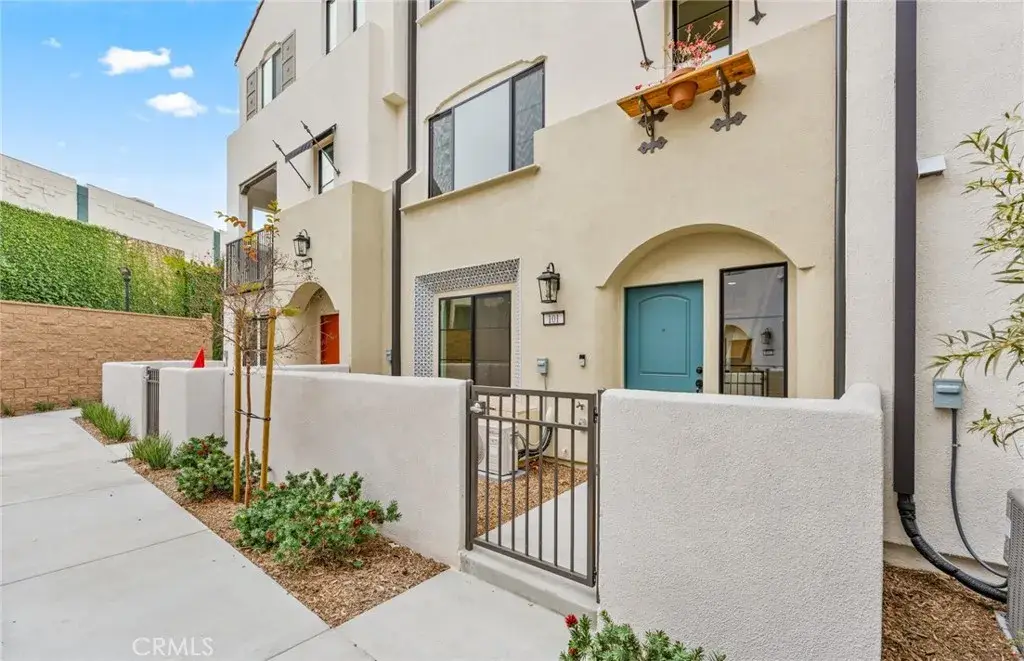 101 Kimberwick Court, Burbank, CA 91506 - #1