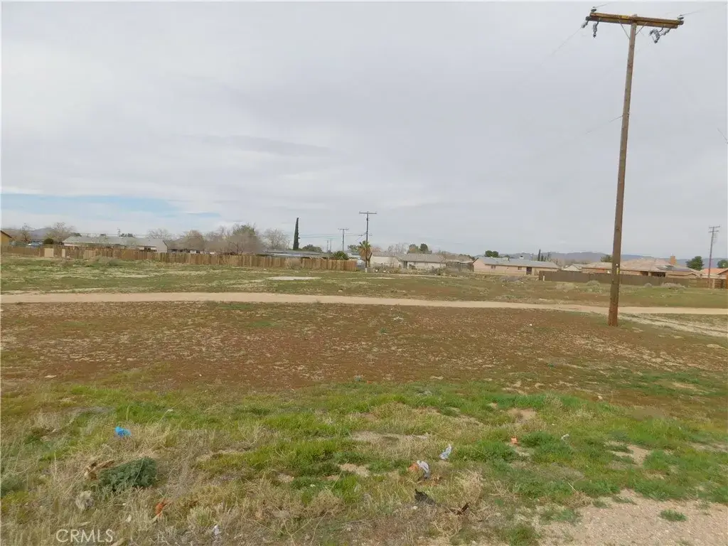 21100 Bear Valley, Apple Valley, CA 92307 - #1