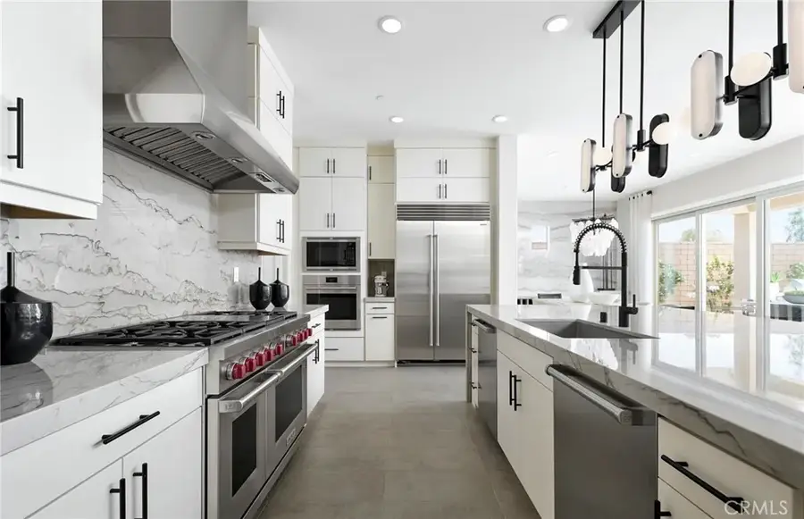 11808 Canoga Avenue, Chatsworth, CA 91311 - #2