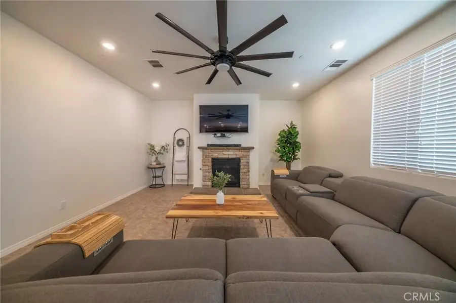 3841 White Ash, San Bernardino, CA 92407 - #3