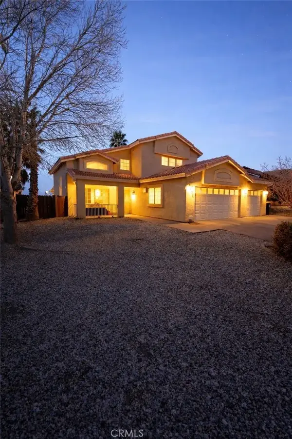 17068 Jurassic, Victorville, CA 92394