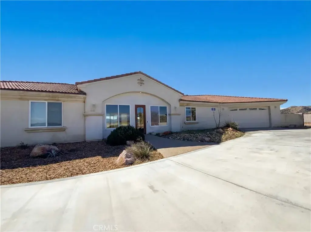 6057 Buena Suerte, Yucca Valley, CA 92284 - #1