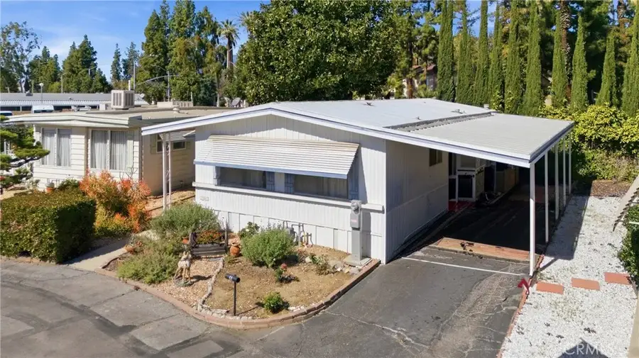 840 Foothill #6, Azusa, CA 91702 - #3