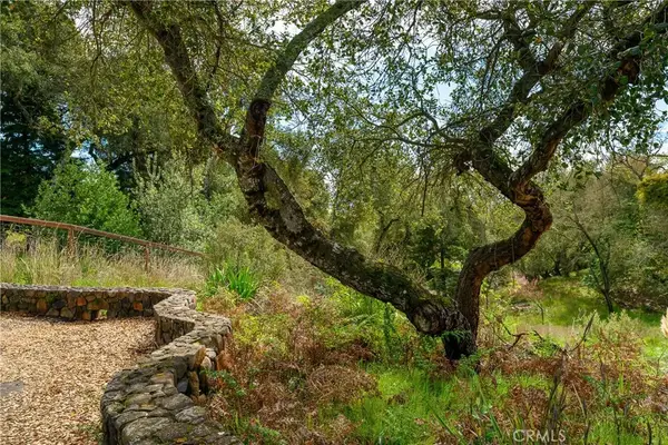 5275 Wikiup, Santa Rosa, CA 95403