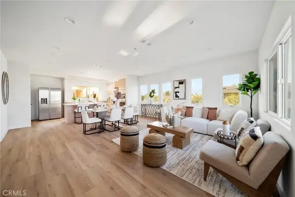 7692 9th Street #105, Buena Park, CA 90621