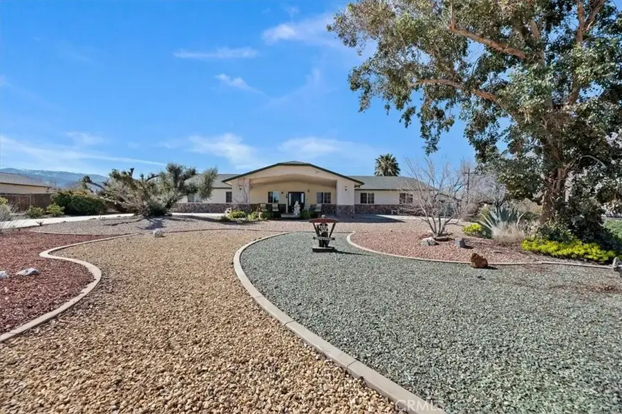 9860 Alta Mesa Avenue, Phelan, CA 92371 - #2