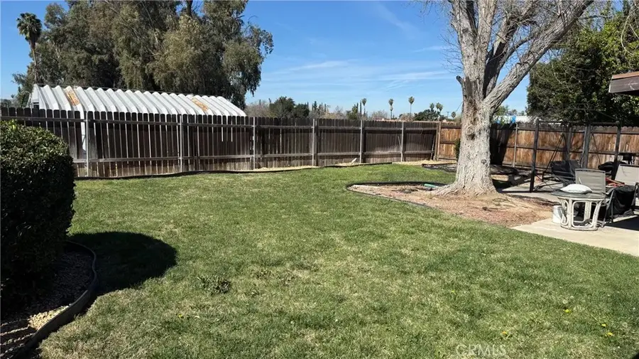 573 N Girard, Hemet, CA 92544 - #3