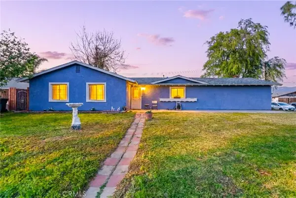 19450 Woodhill Street, Rialto, CA 92376