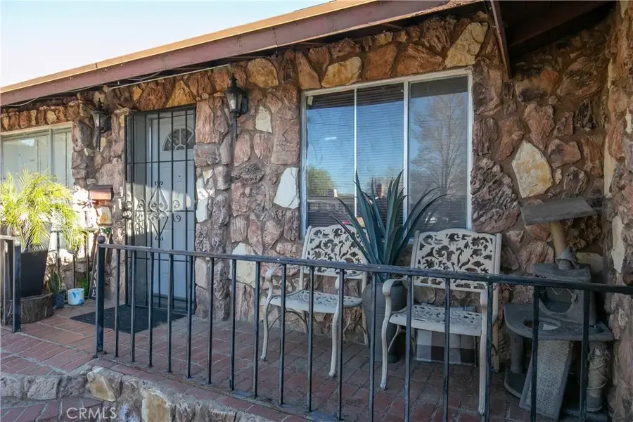 1017 W Avenue H8, Lancaster, CA 93534 - #3