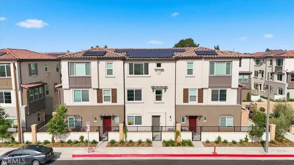 9318 Via Azul, Pico Rivera, CA 90660 - #1