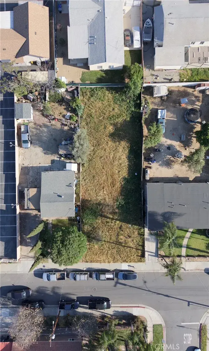 7542 Peters St, Riverside, CA 92504 - #2