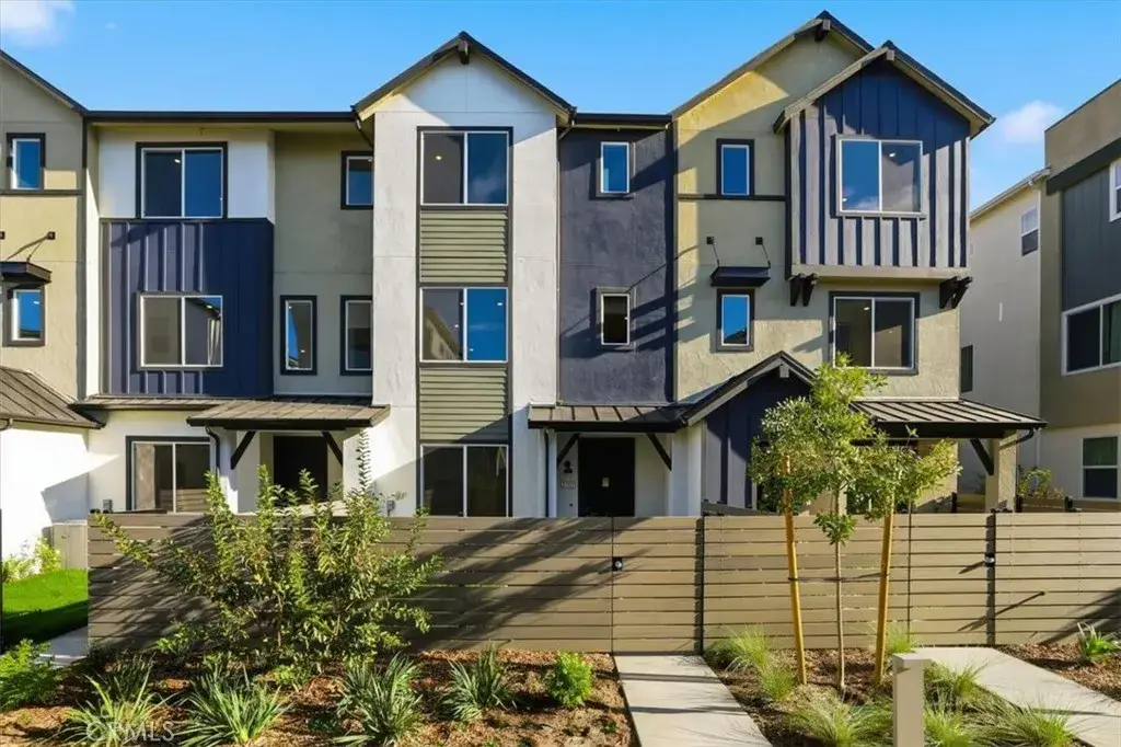 27323 Seven Oaks Lane, Valencia, CA 91381 - #1