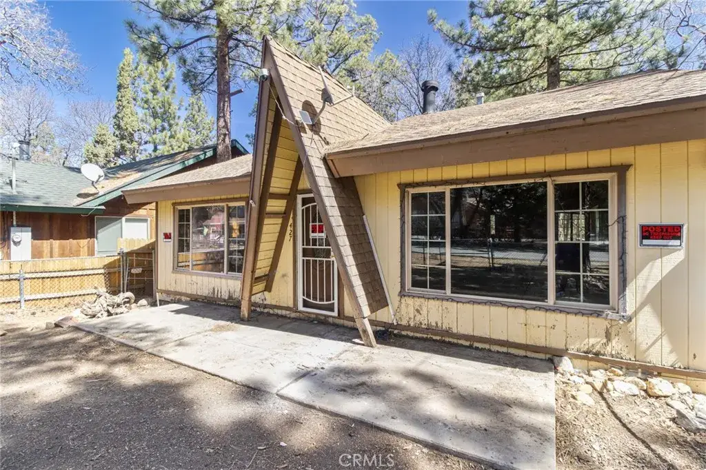 427 Holmes, Sugarloaf, CA 92386 - #1