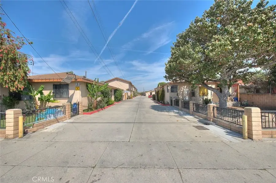 4863 Elizabeth Street, Cudahy, CA 90201 - #2