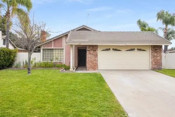 697 S Smoketree, Bloomington, CA 92316