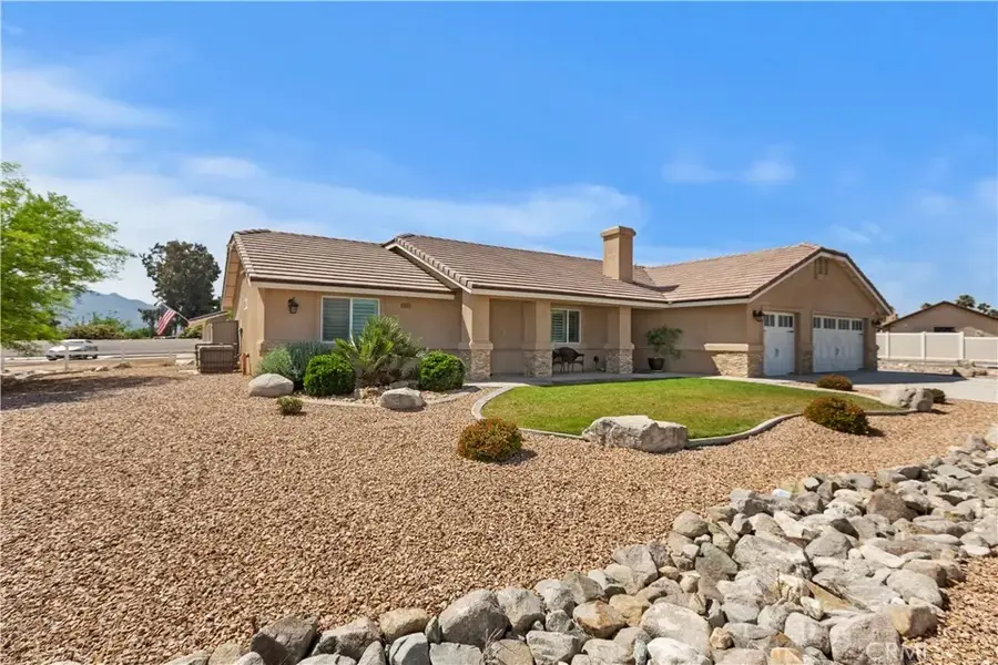 18155 Dunkirk, Hesperia, CA 92345 - #2