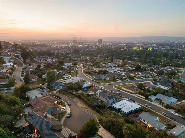 5261 Weatherford Dr, Los Angeles, CA 90008
