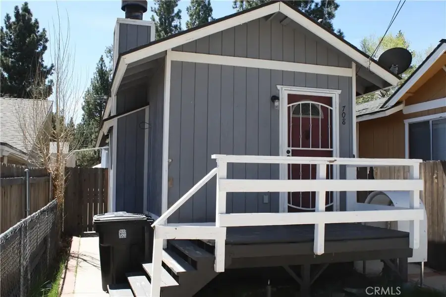 708 W Country Club Boulevard, Big Bear City, CA 92314 - #2
