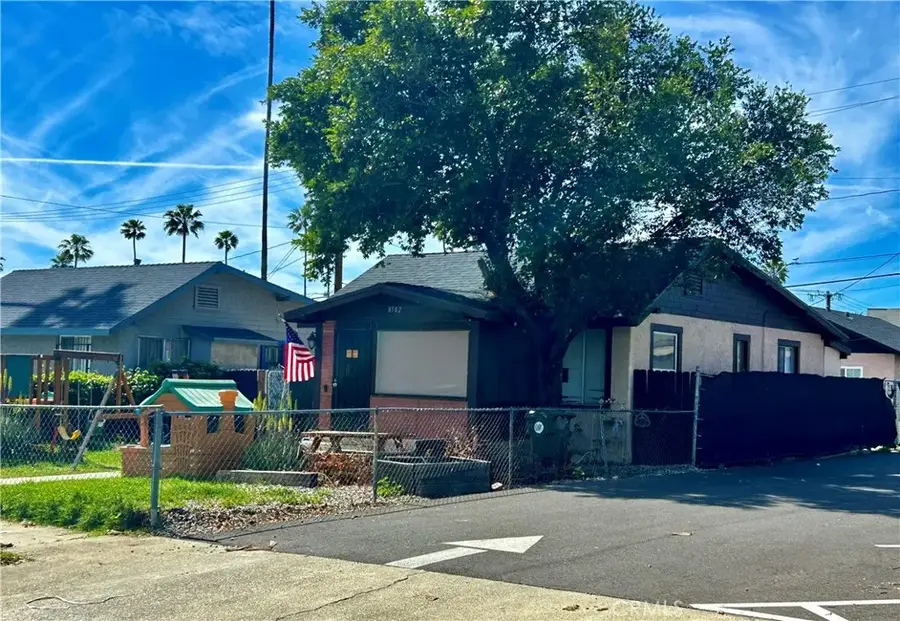8582 Wheeler #1, Fontana, CA 92335 - #2