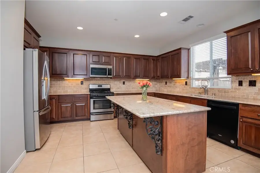 12934 Pearblossom Street, Hesperia, CA 92344 - #3