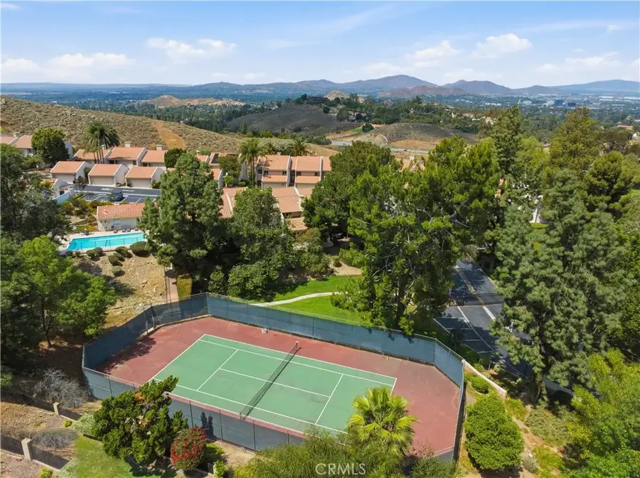 2250 El Capitan, Riverside, CA 92506 - #3