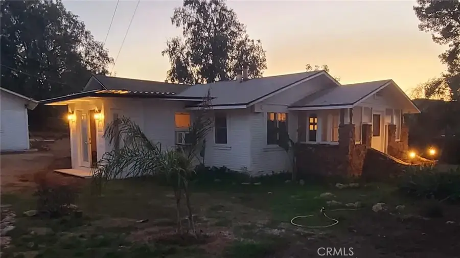 10560 Robinson Avenue, Riverside, CA 92505 - #2