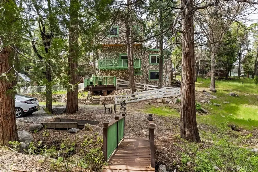 27538 Meadow Drive, Lake Arrowhead, CA 92352 - #2