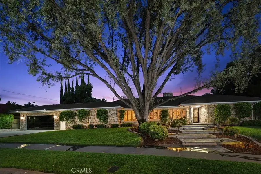5910 Victoria, Riverside, CA 92506 - #2