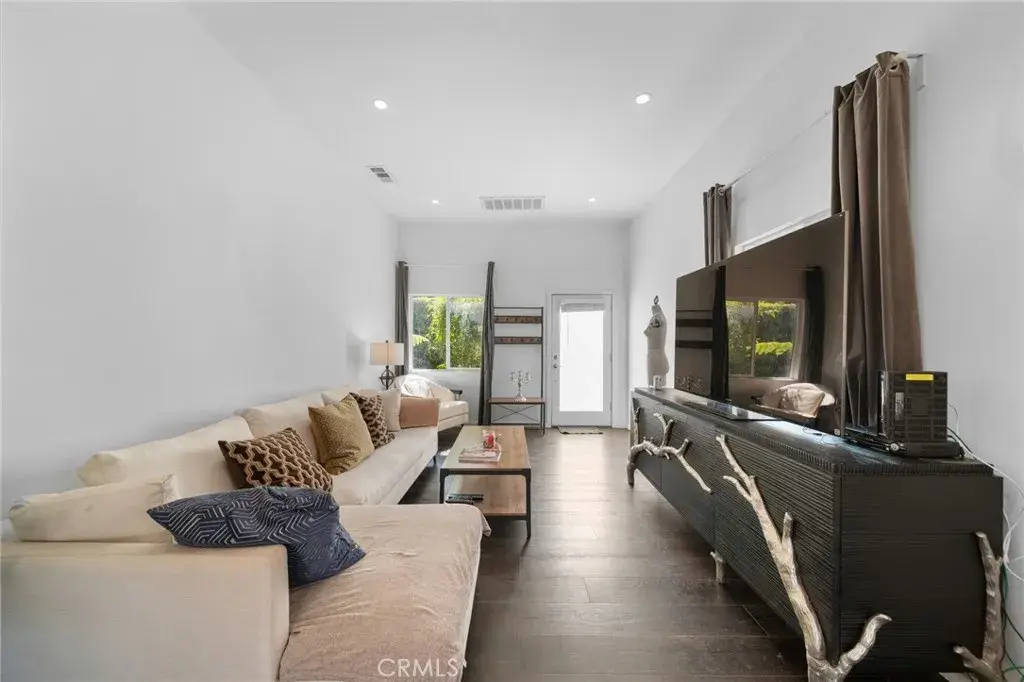 1036 N Avenue 50, Los Angeles, CA 90042 - #1