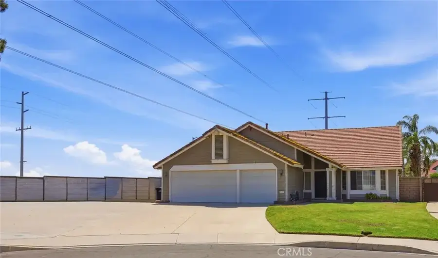 3762 S Peach Tree, Ontario, CA 91761 - #2