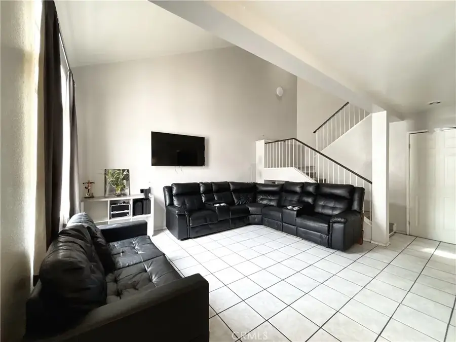 820 W Compton #16, Compton, CA 90220 - #3