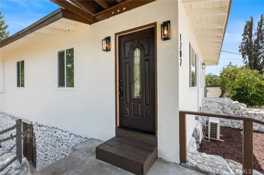 1202 Amethyst Street, Mentone, CA 92359 - #2