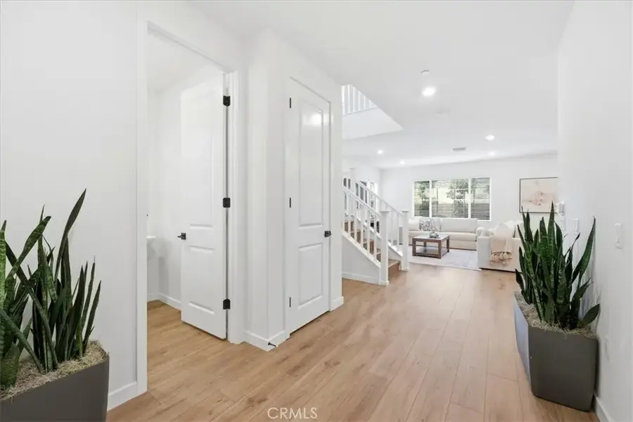 23712 Wilcox Drive, Newhall, CA 91321 - #3