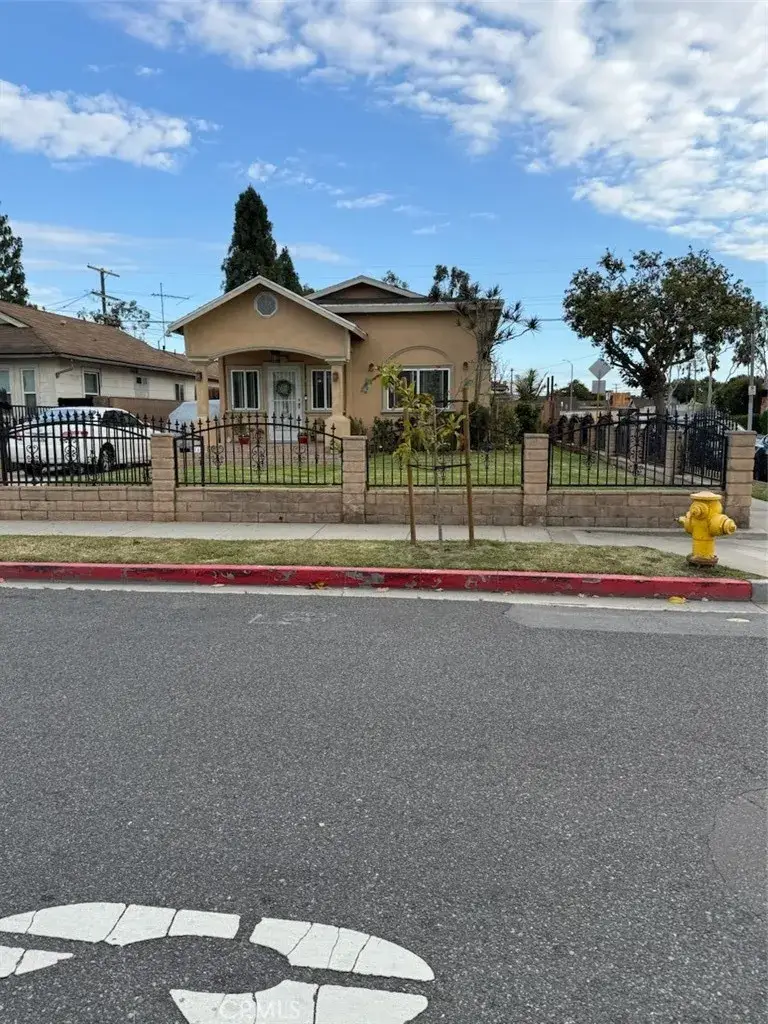 444 W Buckthorn, Inglewood, CA 90301 - #1