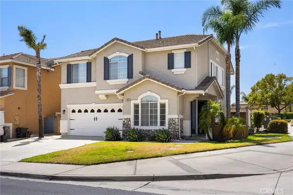 5832 Pine Valley, Fontana, CA 92336