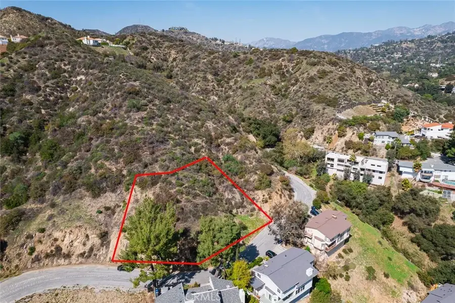 2745 Kennington, Glendale, CA 91206 - #2