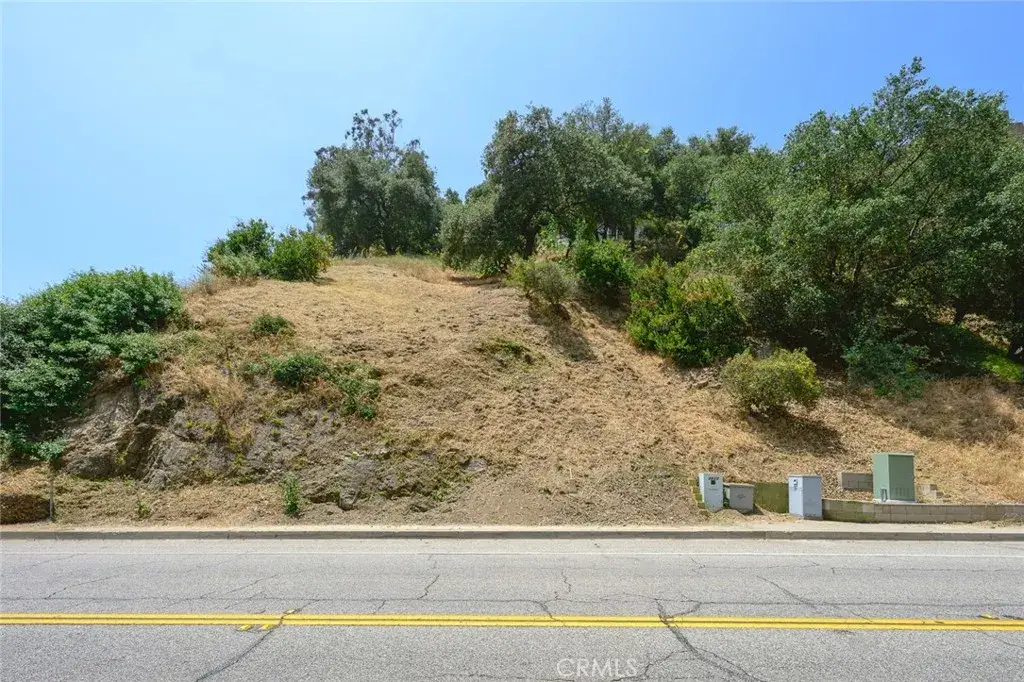 2589 E Chevy Chase, Glendale, CA 91206 - #1