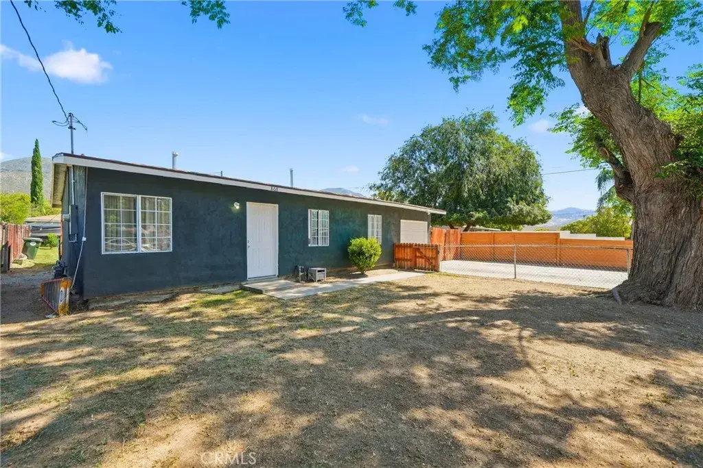 868 W 48th, San Bernardino, CA 92407 - #1