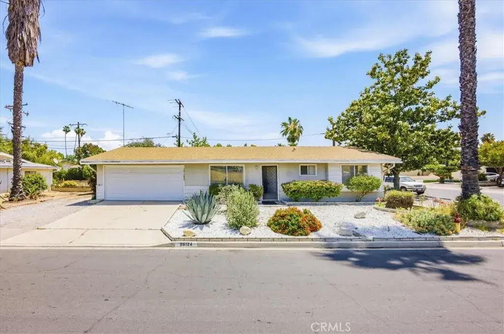 26124 New Chicago, Hemet, CA 92544 - #1