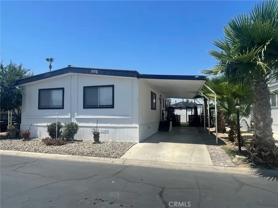 1150 N Kirby #63, Hemet, CA 92545 - #2
