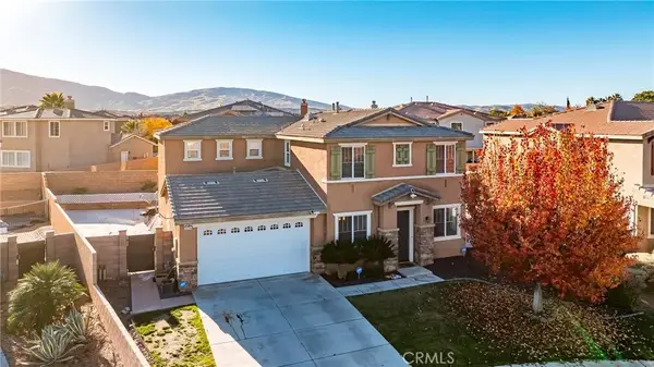 39299 Gainsborough, Palmdale, CA 93551