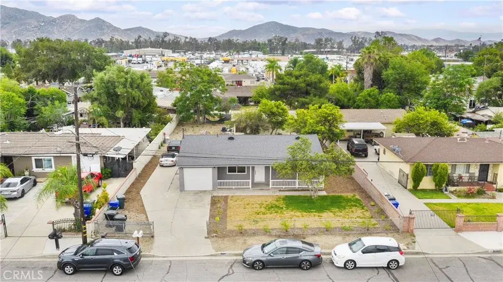 15411 Rosemary Drive, Fontana, CA 92335 - #1