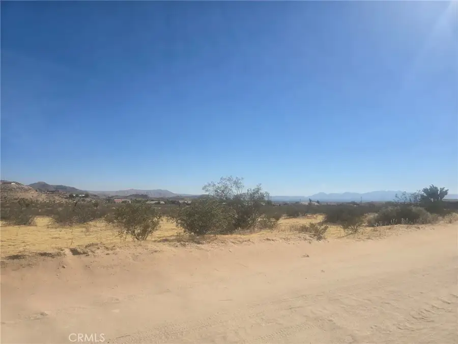 0 Cahuilla, Apple Valley, CA 92307 - #3