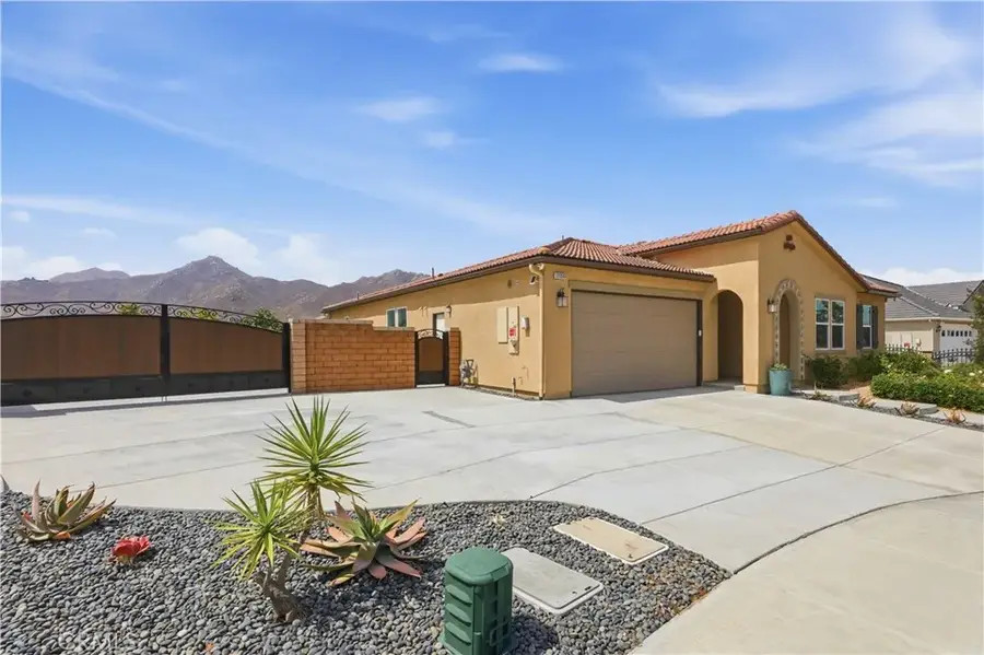 21159 Blue Jeans Court, Riverside, CA 92507 - #3