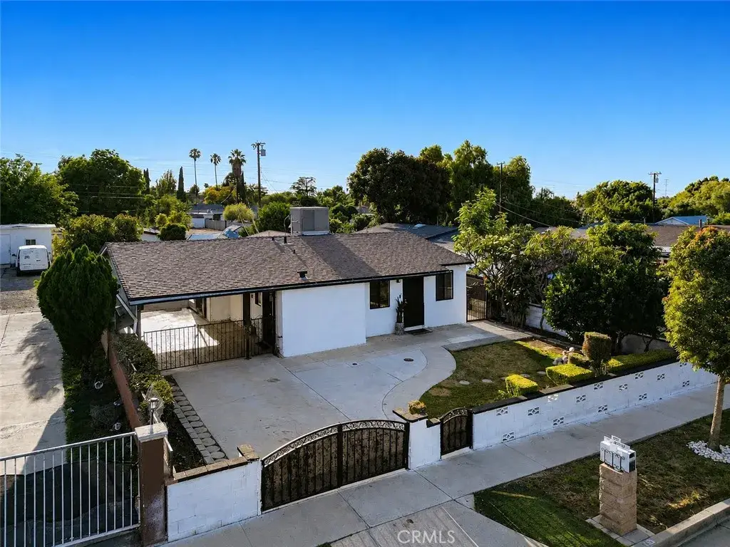 126 N Cota, Corona, CA 92882 - #1