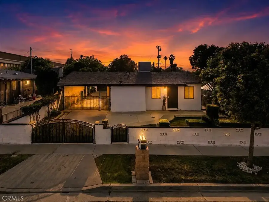 126 N Cota, Corona, CA 92882 - #3