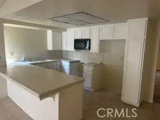 5050 Canyon Crest, Riverside, CA 92507 - #3